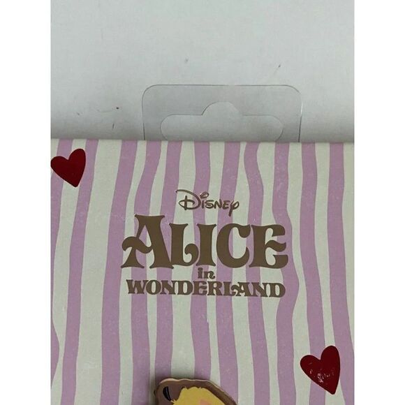 Set Of 12 Shades DISNEY ALICE In WONDERLAND EYESHADOW PALETTE W/ Mirror NEW - Picture 3 of 16